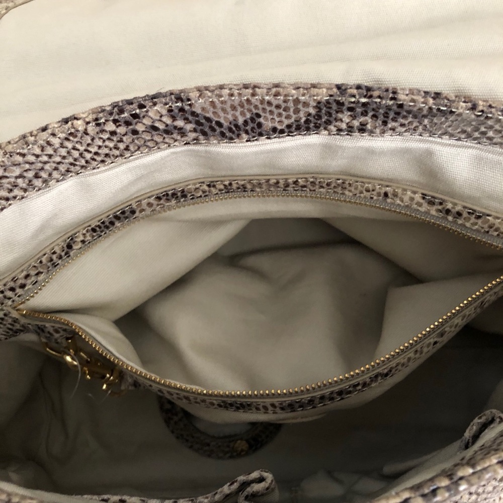 Like New Tory Burch Satchel - Picture 5 of 9